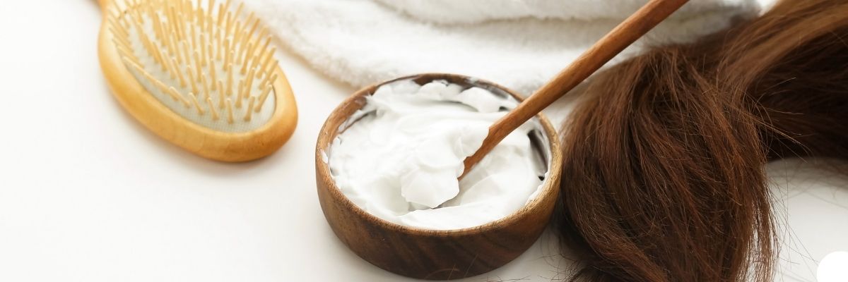 Uyurken Saçlarınız İçin Uygulayabileceğiniz Bakım Rutini